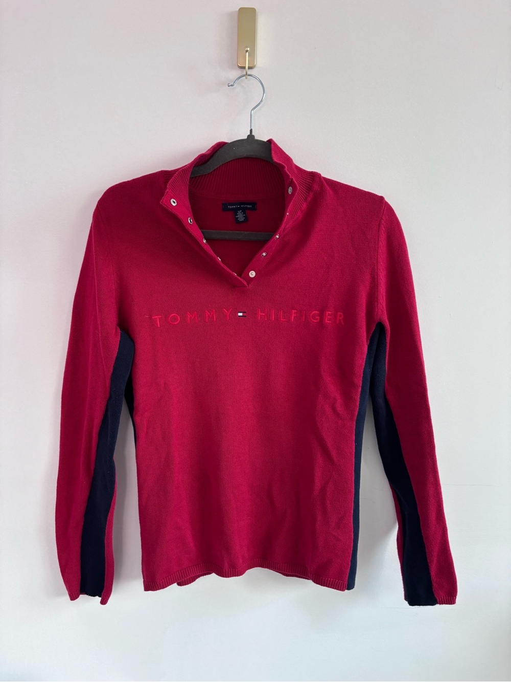 Comfy & Cozy Tommy Hilfiger Bright Red Snap-Front Knit Pullover- Small